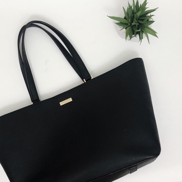 kate spade Handbags - Kate Spade Large Black Zip Tote